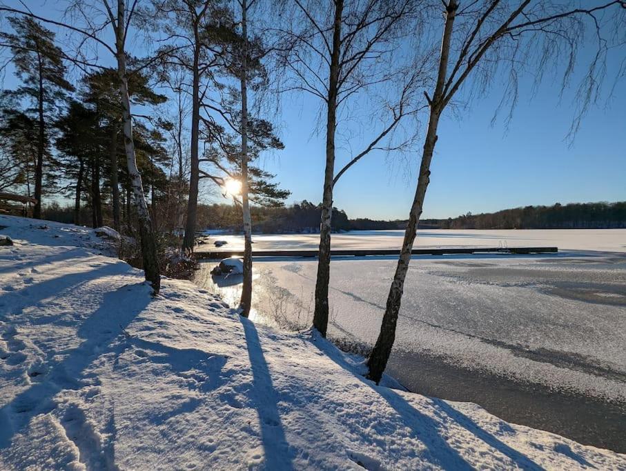 Beautiful And Cosy House Near The Lake 올로프스트롬 외부 사진