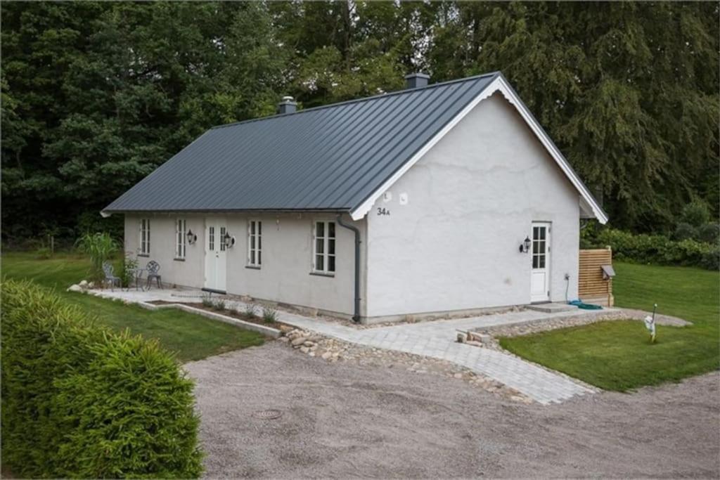 Beautiful And Cosy House Near The Lake 올로프스트롬 외부 사진