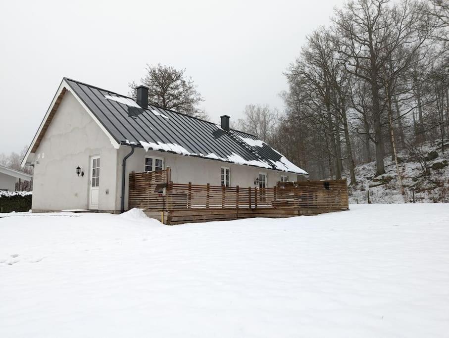 Beautiful And Cosy House Near The Lake 올로프스트롬 외부 사진
